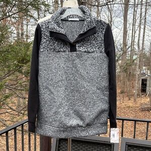 NWT Ces Femme Men's Black and Gray Sweater sz S